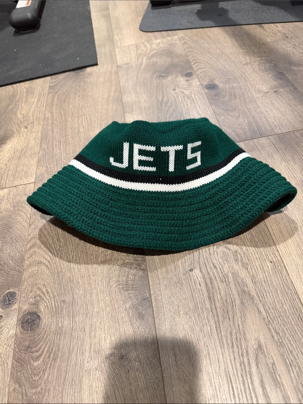 Mitchell & Ness NY Jets Knit Bucket Hat Small-Medium